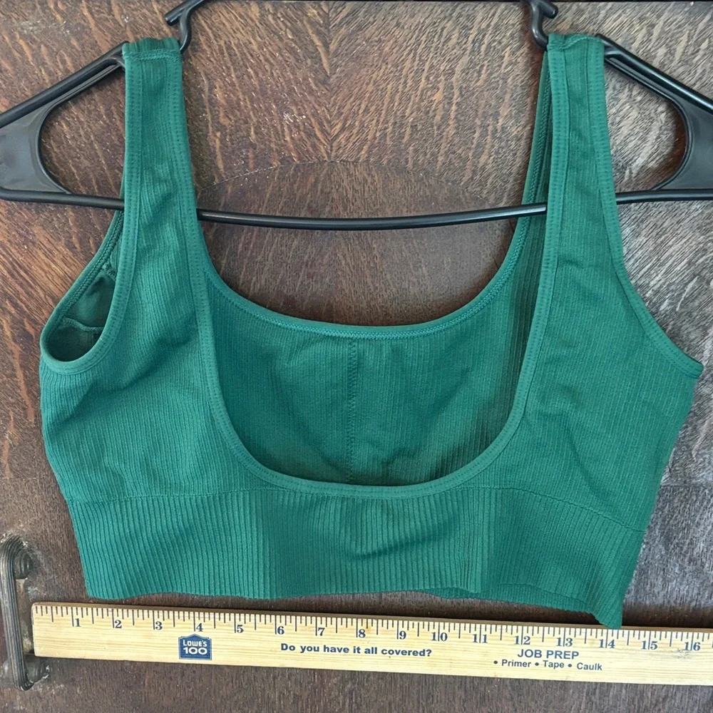 NVGTN Balsam Green Sports Bra and Leggings Set LG/XL - Picture 7 of 16